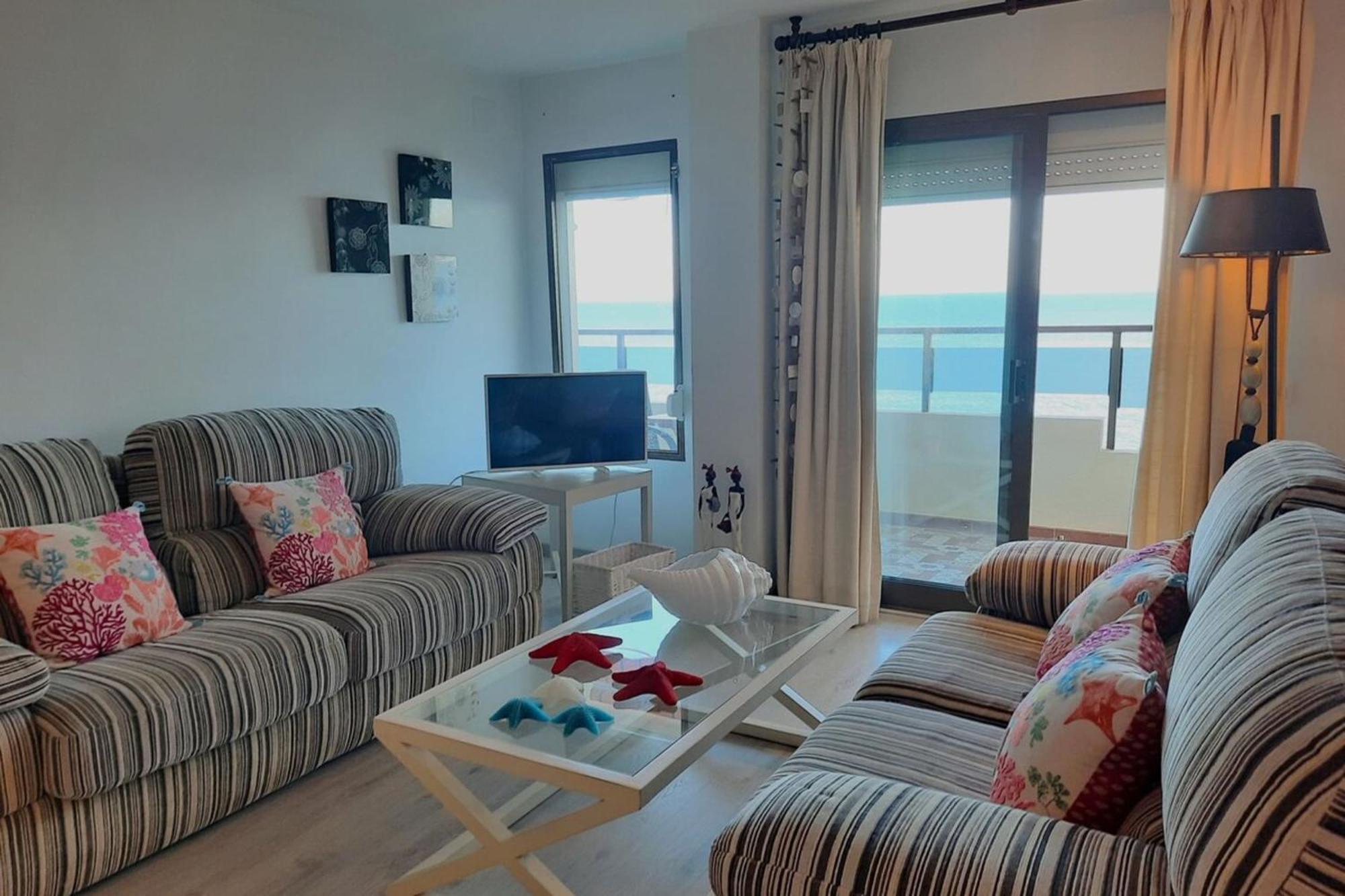 Paseo Del Rey - Fuengirola 2 Bedrooms Oceanfront Apartment Dış mekan fotoğraf